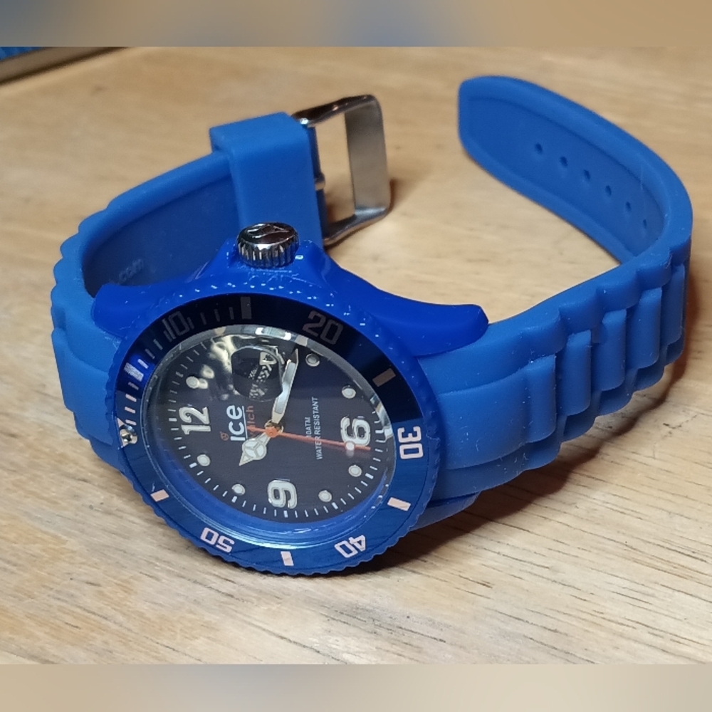 X ICE watch Forever Blue 3 hand Japanese movement with date, blue silicone b